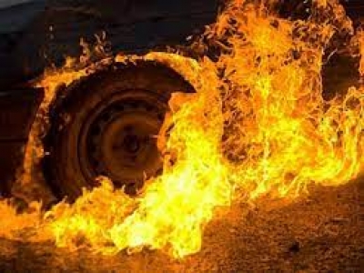 На Тернопільщині під час руху загорілася вантажівка