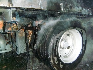 На Тернопільщині на трасі загорівся вантажний автомобіль