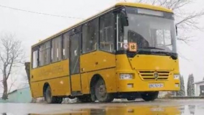 Для громад на Тернопільщині закуплять шкільні автобуси