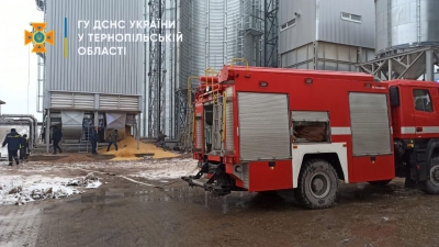 На Тернопільщині рятувальники запобігли пожежі на місцевому агропідприємстві