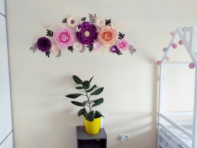 Жителька Тернопільщини може перетворити кімнату у квітучу галявину