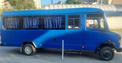 У лікарні померла літня жінка, яка потрапила під колеса мікроавтобуса в Тернополі