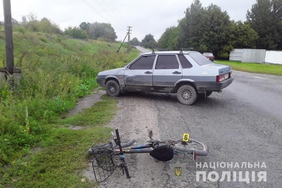 Під час ДТП на Тернопільщині ледь не загинула велосипедистка