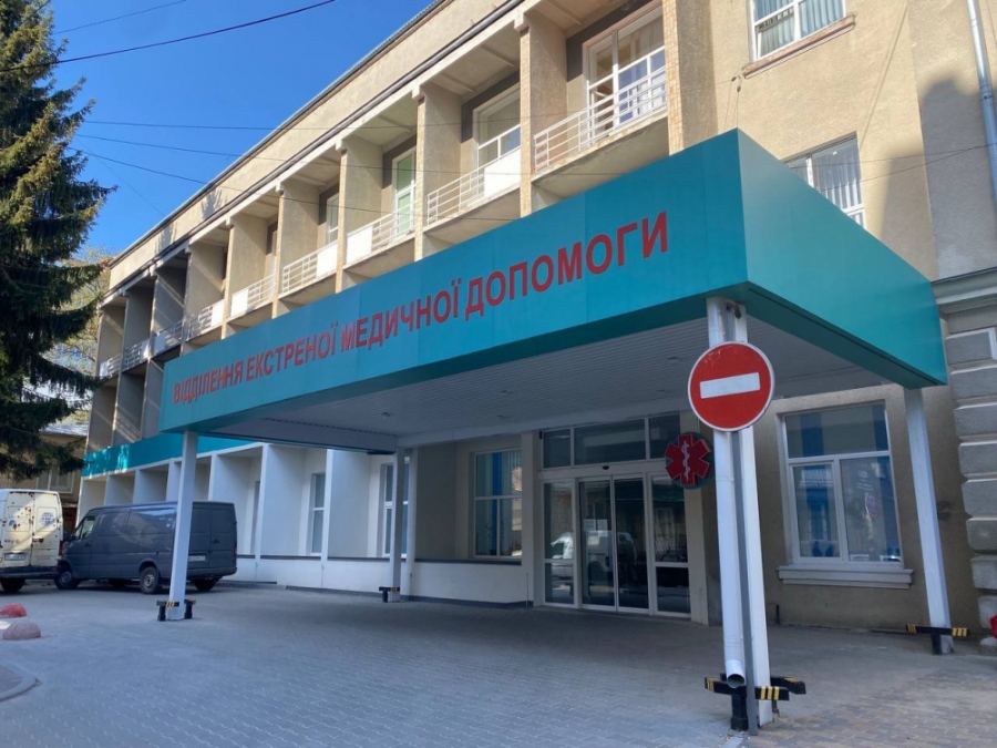 У Тернополі до лікарні швидкої допомоги приєднають два медичних комунальних некомерційних підприємства