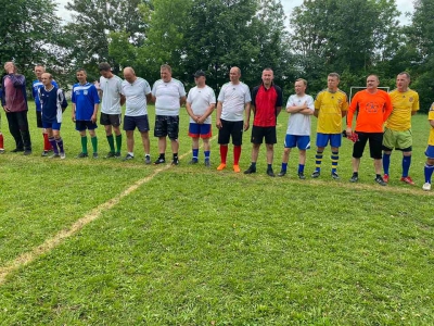У селі на Тернопільщині відбувся футбольний турнір (фото)