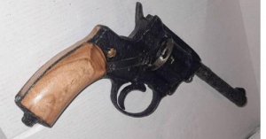 На Тернопільщині 26-річний чернівчанин торгував вогнепальною зброєю