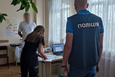 Офтальмологам, через яких осліпли 22 мешканців Тернопільщини, повідомили про підозру