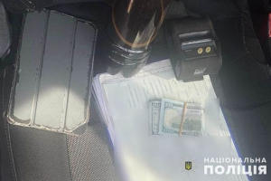 Троє п&#039;яних водіїв намагалися підкупити тернопільських поліцейських