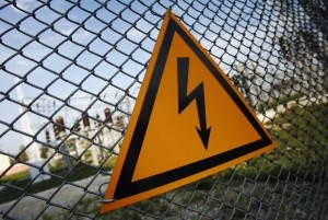 На Тернопільщині від удару струму загинув електрик