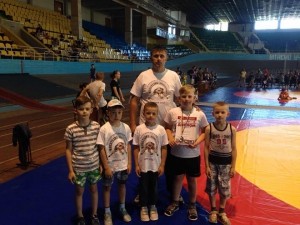 Борець з Тернопільщини вправно «поклав» суперників на килим на всеукраїнських змаганнях