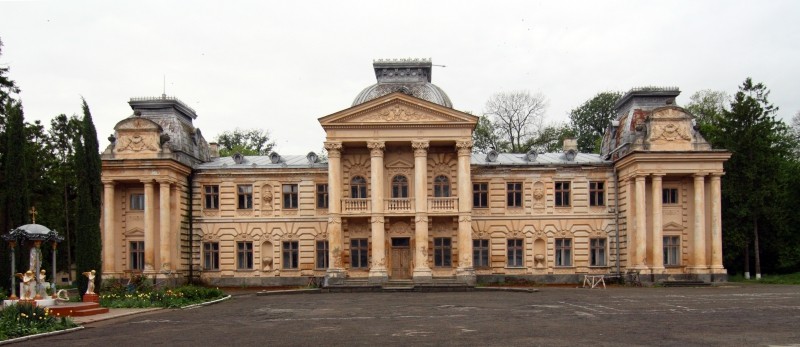Малий королівський палац на Тернопільщині може отримати нове дихання
