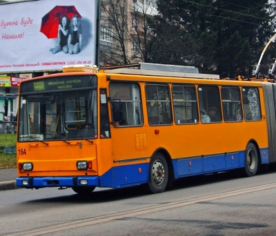 На вихідні у Тернополі в районі &quot;Збаразького кільця&quot; не курсуватимуть тролейбуси