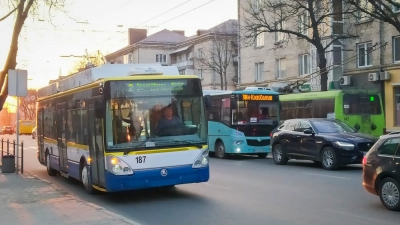 У Тернополі на маршрут №2 виїхав ще один низькопідлоговий тролейбус