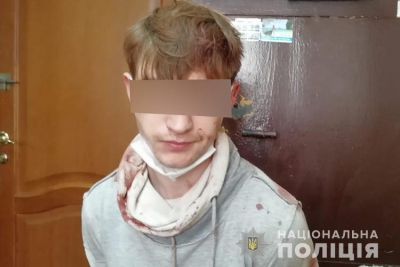 У Тернополі син на очах у 15-річної сестри порізав власних батьків
