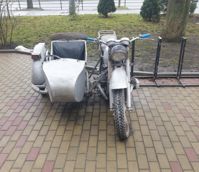 У тернопільській школі продали мотоцикл, а кошти передали на ЗСУ