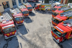 Бійці ДСНС Тернопільщини отримали нову сучасну пожежно-рятувальну техніку
