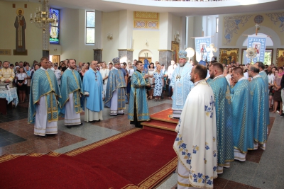 Успенська проща зібрала на Тернопільщині тисячі паломників