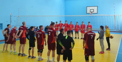 У Скалаті на Тернопільщині змагалися волейболісти