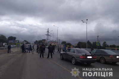 Чим невдоволені пікетувальники, котрі перекривали рух транспорту поблизу Тернополя?