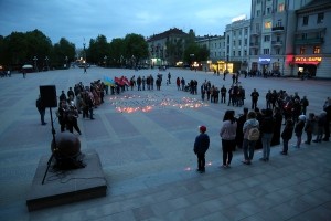 Вшанувати пам’ять жертв операції «Вісла» тернополяни зібралися на Театральному майдані (фото)