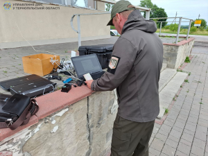 На Тернопільщині міграційники провели тест-драйв мобільної станції та Starlink