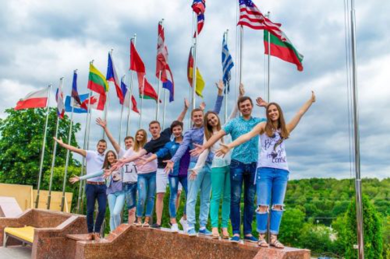 Навчання за кордоном: у ТНЕУ триває реалізація міжнародного проєкту