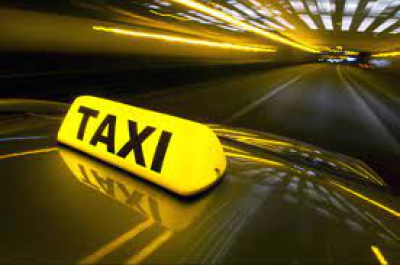 У Тернополі 17-річний хлопець поцупив автомобіль таксі