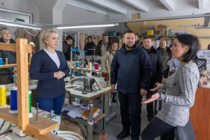 Ірина Верещук відвідала релоковане підприємство на Тернопільщині