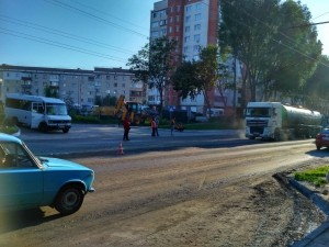 У Тернополі на проспекті Злуки частково перекритий рух та не курсують деякі тролейбуси