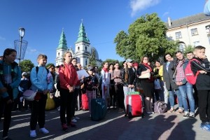 Дітей АТОвців відправили з Тернополя на Одещину