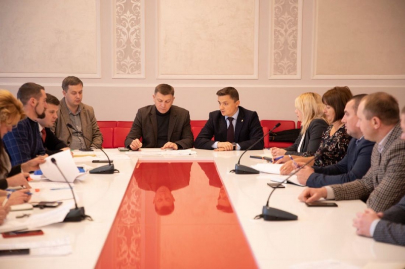 У Тернопільській облраді відбулося перше засідання комісії, яка покликана передати газорозподільні системи у власність громади