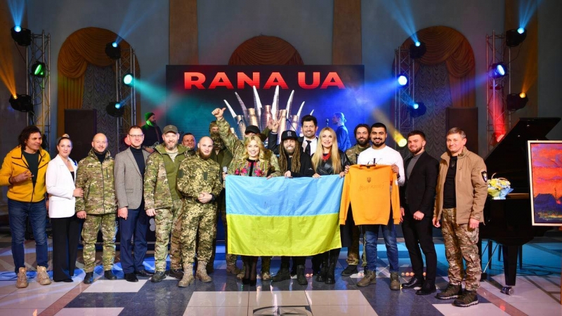 У Києві презентували арт-проєкт «RANA UA», який покликаний зібрати кошти на будівництво реабілітаційного хабу «Захисник»
