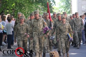 Тисячна колона військових пройшлась головними вулицями Тернополя (фото)