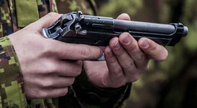 На одному із блокпостів Тернопільщини в автівці біженців виявили пістолет