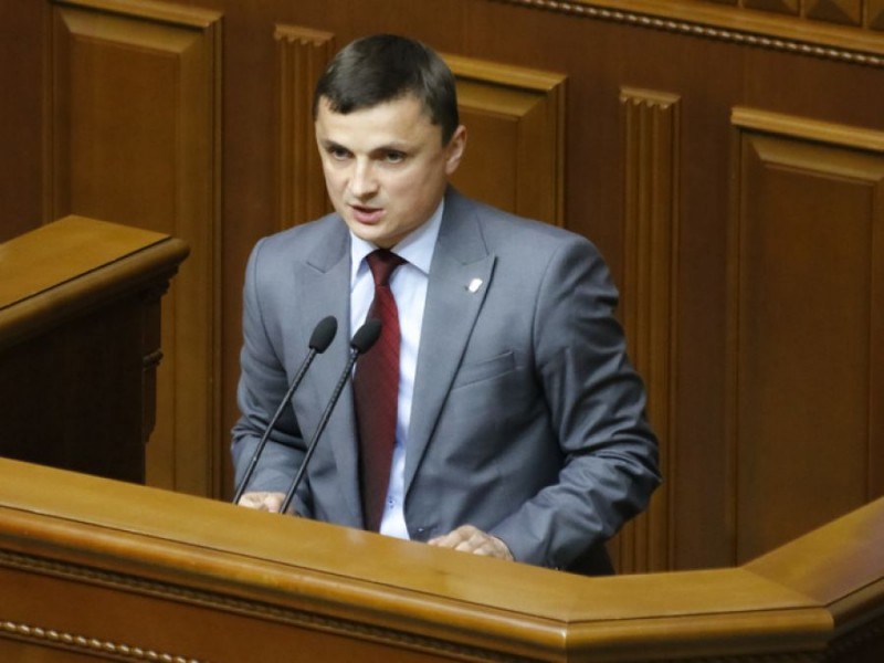 Михайло Головко: «Український уряд продовжує торгівлю на крові»