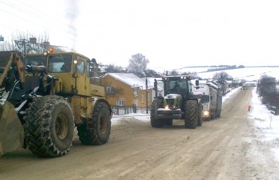 Підприємство Петра Гадза надало 12 одиниць техніки для ліквідації дорожнього колапсу поблизу Монастириська