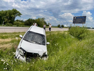 На Тернопільщині – ДТП: автомобілі розкинуло (фото)