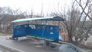 У райцентрі на Тернопільщині водій в&#039;їхав в автобусну зупинку