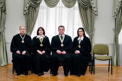 У Тернополі пішла у відставку знана суддя з 30-річним стажем