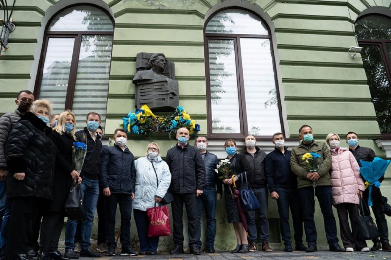&quot;Усе її життя було боротьбою за самостійну Україну&quot;, – Віктор Овчарук на вшануванні 100-річчя з дня народження Ярослави Стецько