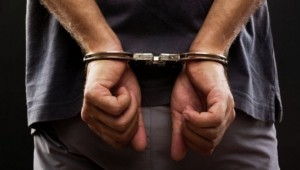 У Тернополі вироку суду чекає чоловік, який викрадав з магазинів елітний алкоголь