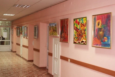 У тернопільській лікарні вже шість років діє картинна галерея (фото)
