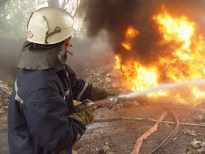 У Тернополі пожежа: врятували людину