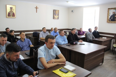 Референти УГКЦ зібралися у святині на Тернопільщині