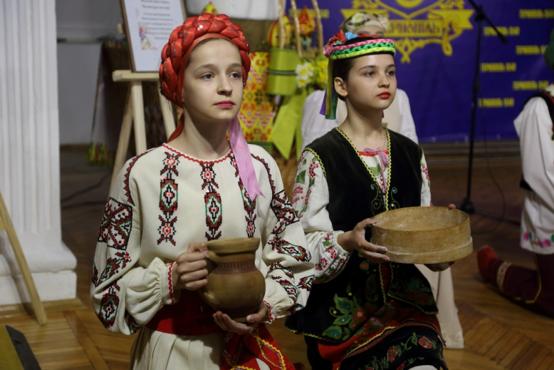 У Тернополі сьогодні відкрили фестиваль «Великодні мотиви» (фоторепортаж)