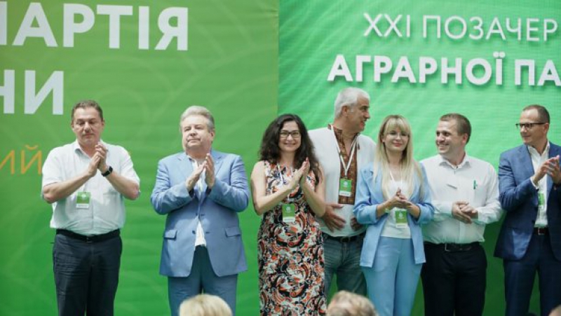 У «Аграрної партії» Поплавського є всі шанси перемогти на виборах в ОТГ, – експерт
