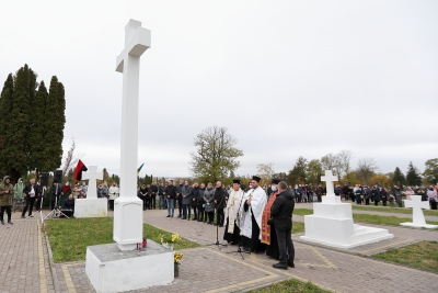 У Тернополі поклали квіти до могили Січових Стрільців (фоторепортаж)