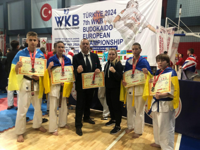 Тернопільські каратисти здобули нагороди на чемпіонаті Європи