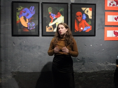 «Нова реальність»: у Тернополі представили роботи київської художниці (фоторепортаж)