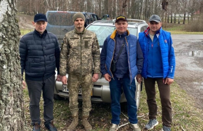 Микола Люшняк відправив захисникам на передову ще одне авто